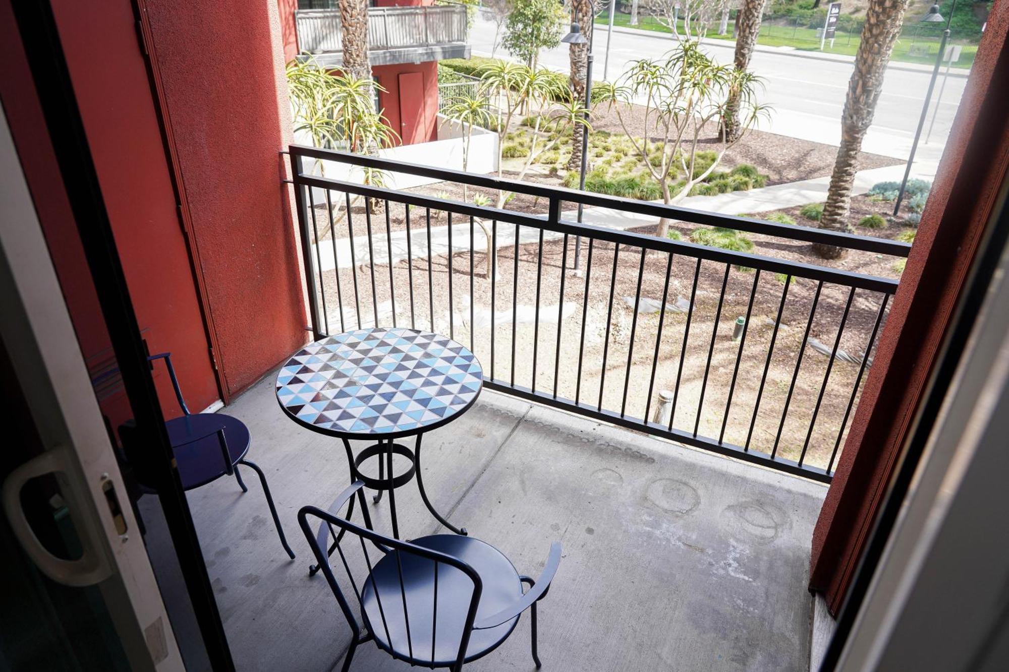 Lux 2 Bedroom In Woodland Hills لوس أنجلوس المظهر الخارجي الصورة